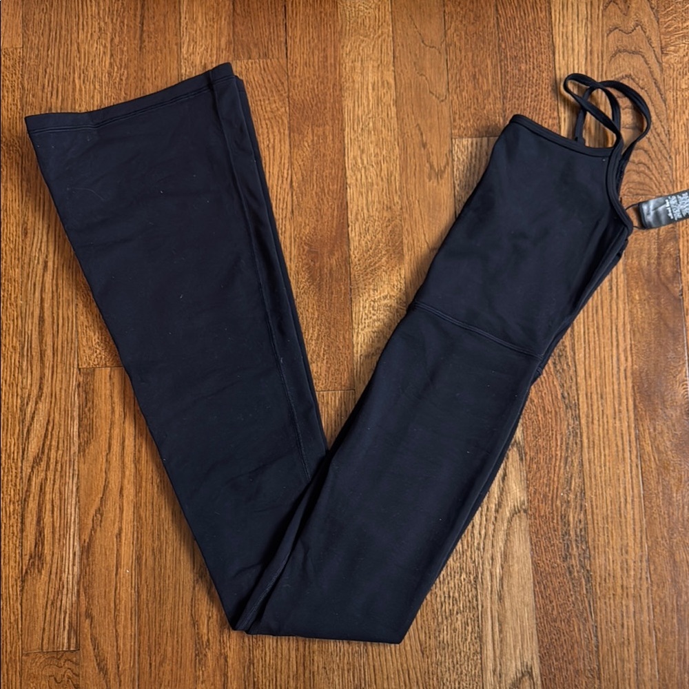 Aritzia Wilfred Free Divinity Kick Flare Jumpsuit